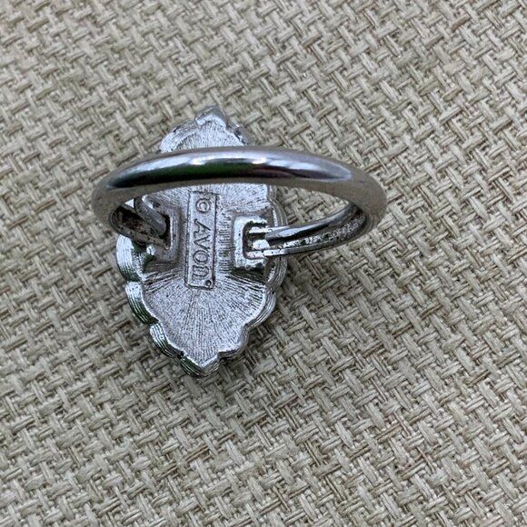 Avon Hematite Celtic Twist Knot Swirl Silver Tone Ring 6.5 - Picture 4 of 7